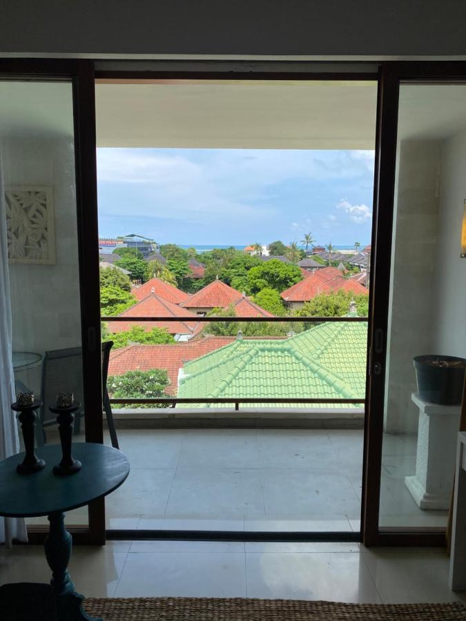 Appartement Stylish 2 Bedroom Penthouse Apt, Newly Refreshed, 50 Mbps, Pool, Gym, Resto